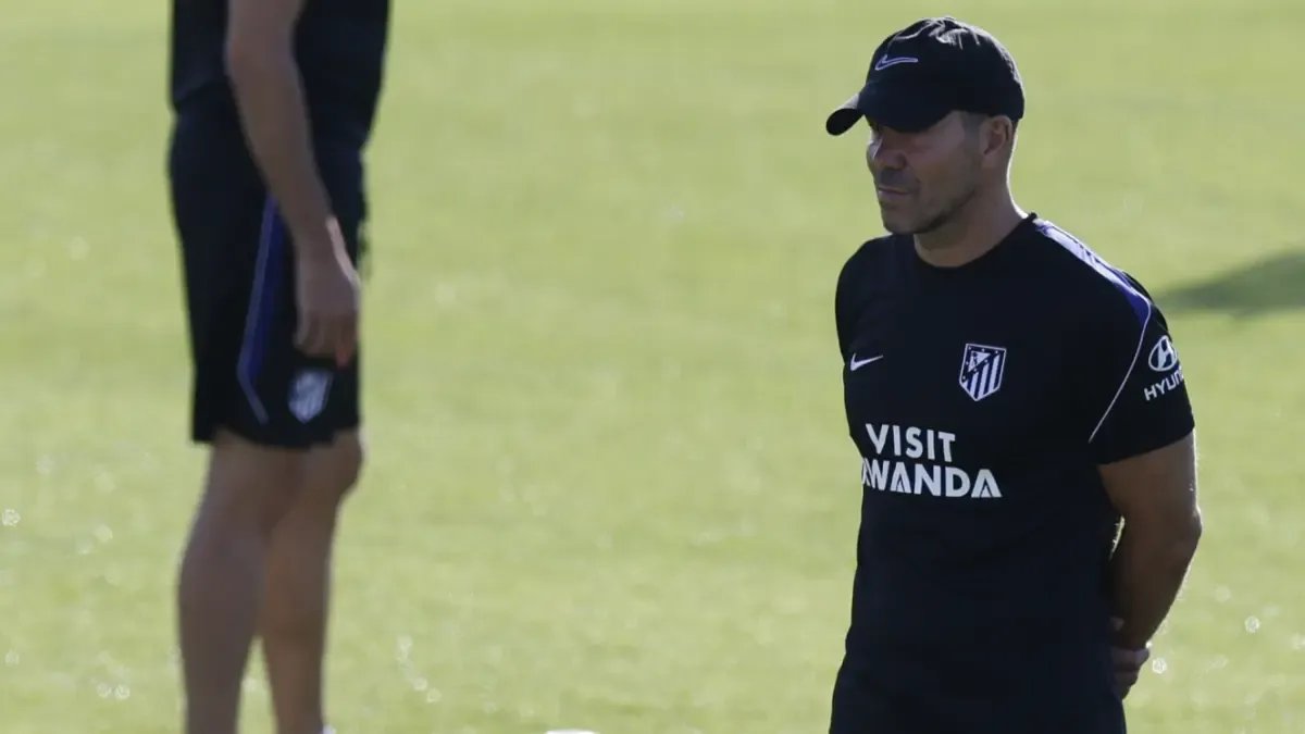 Simeone’s Scathing Attack: France Football in the Firing Line