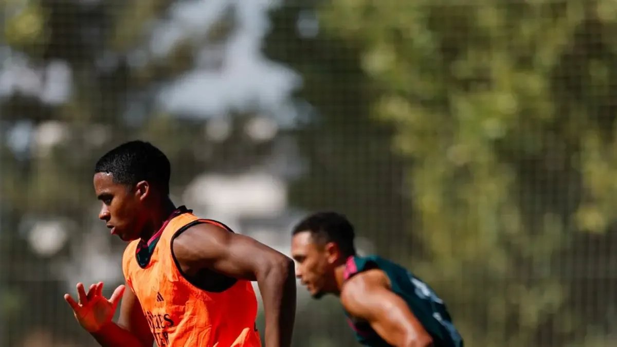 Endrick Remains Steadfast in His Decision Not to Move
